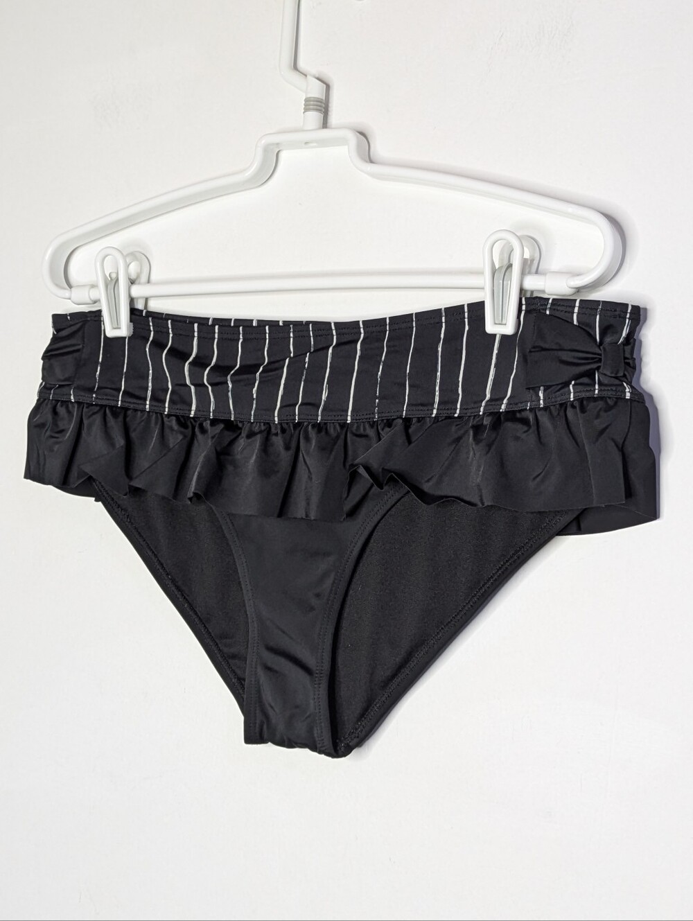 Disney Nightmare Before Christmas Black White Striped Ruffle Bow Bikini Bottom L